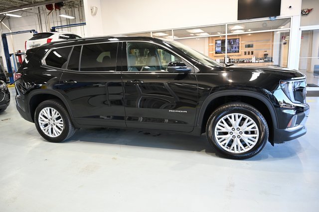 2025 Gmc Acadia Elevation photo 3