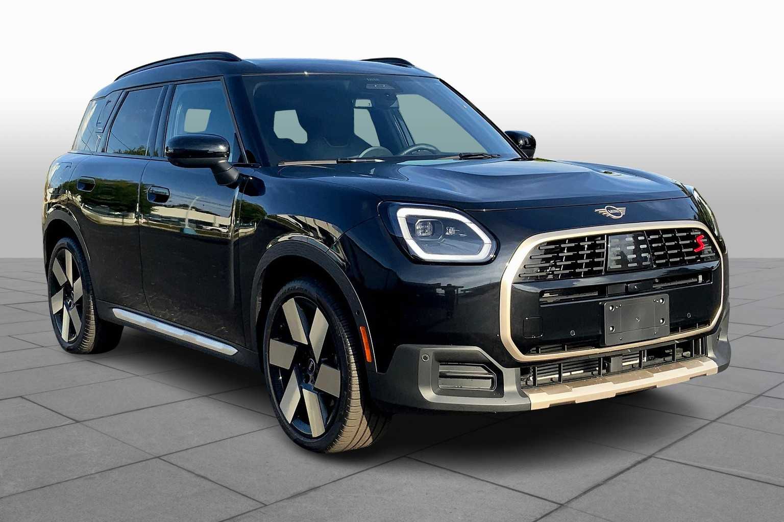 2025 Mini Countryman S ALL4 photo 2