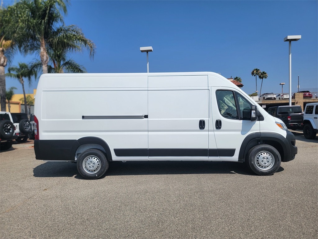 2025 Ram ProMaster 3500 photo 2