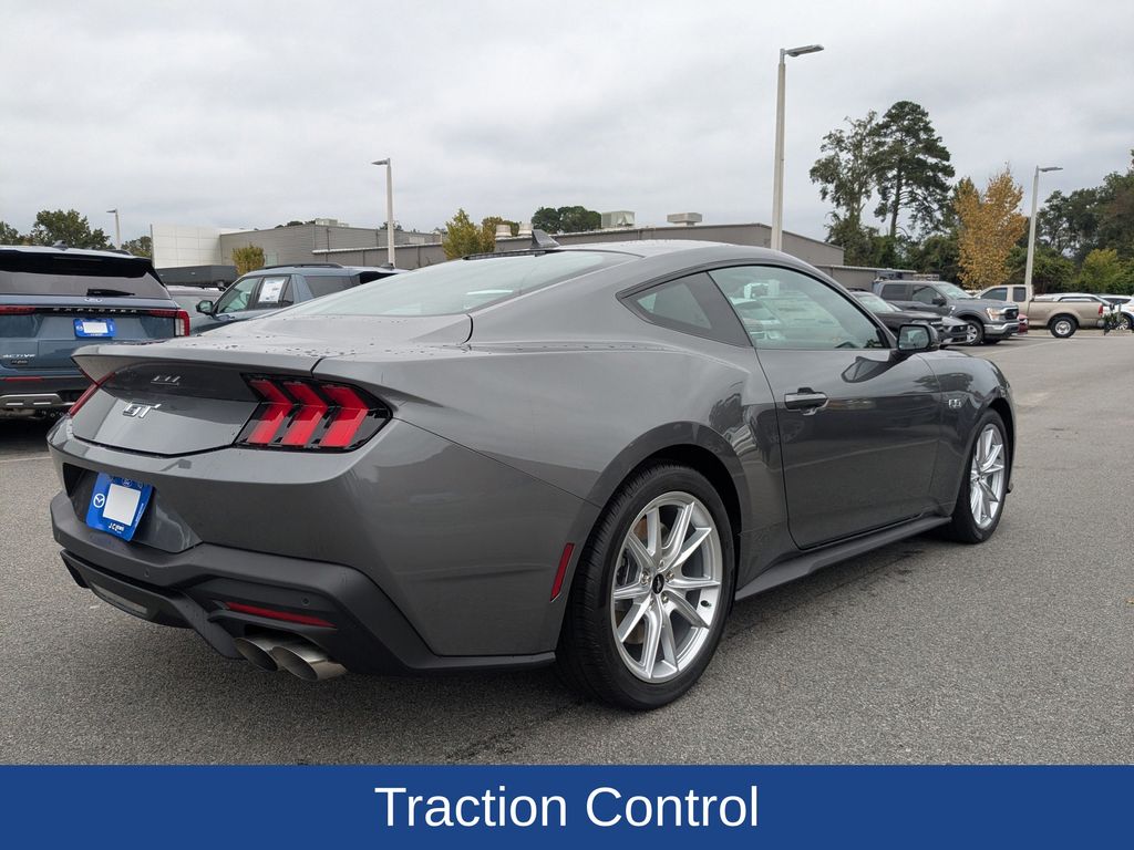 2025 Ford Mustang GT Premium photo 4
