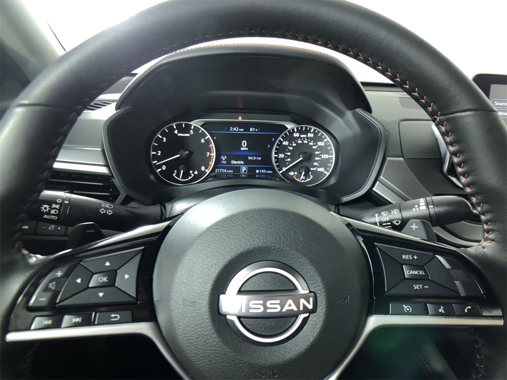 2023 Nissan Altima 2.5 SR photo 15