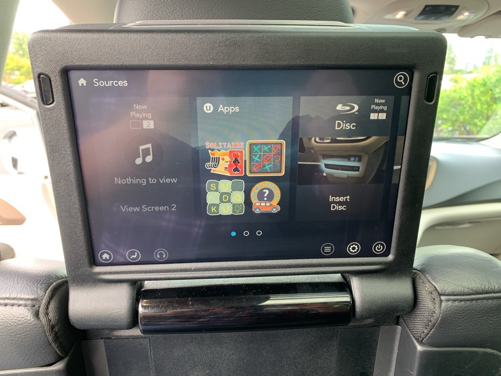 2018 Chrysler Pacifica Touring Plus photo 15
