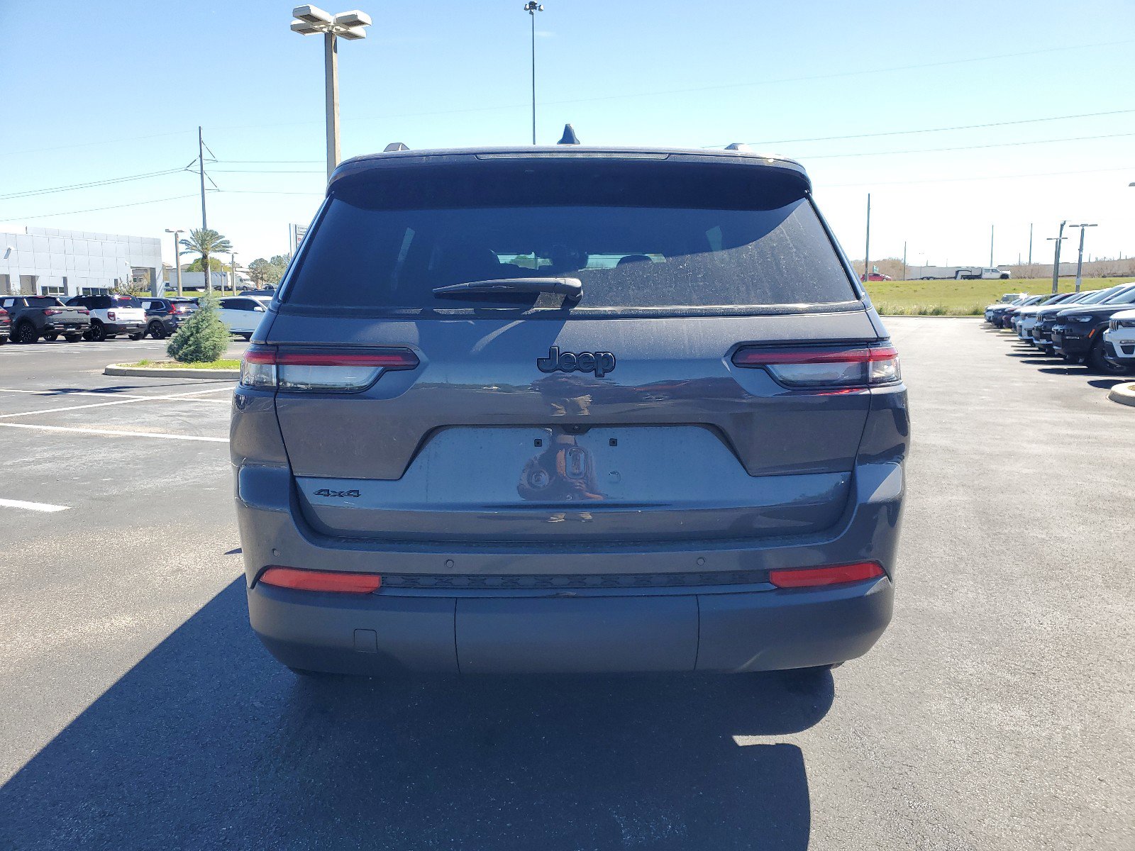 2025 Jeep Grand Cherokee Altitude X photo 4
