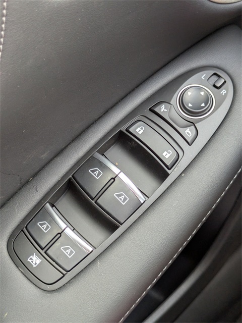 2025 Infiniti QX55 Essential photo 25