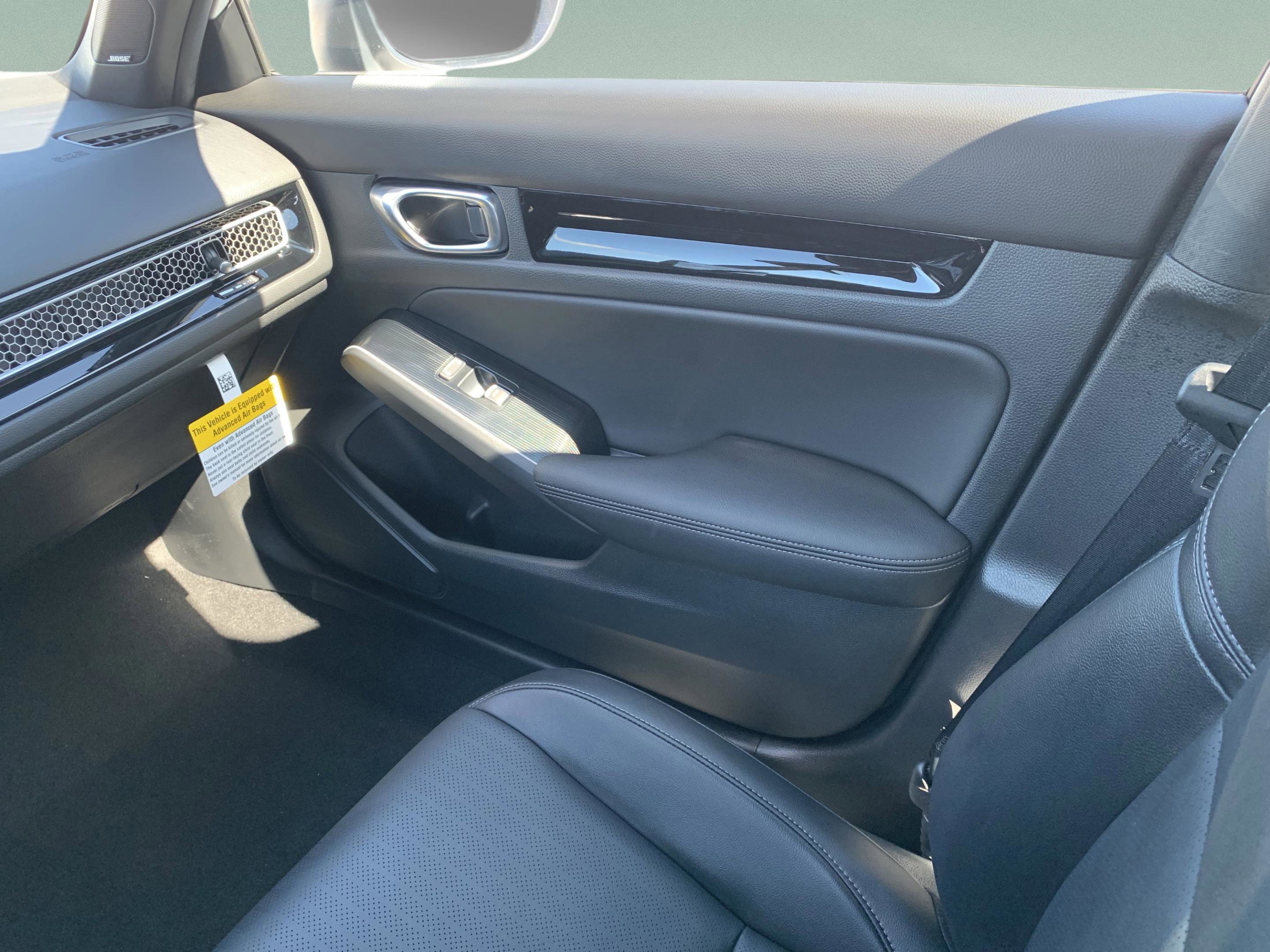 2026 Honda Civic Hybrid photo 13