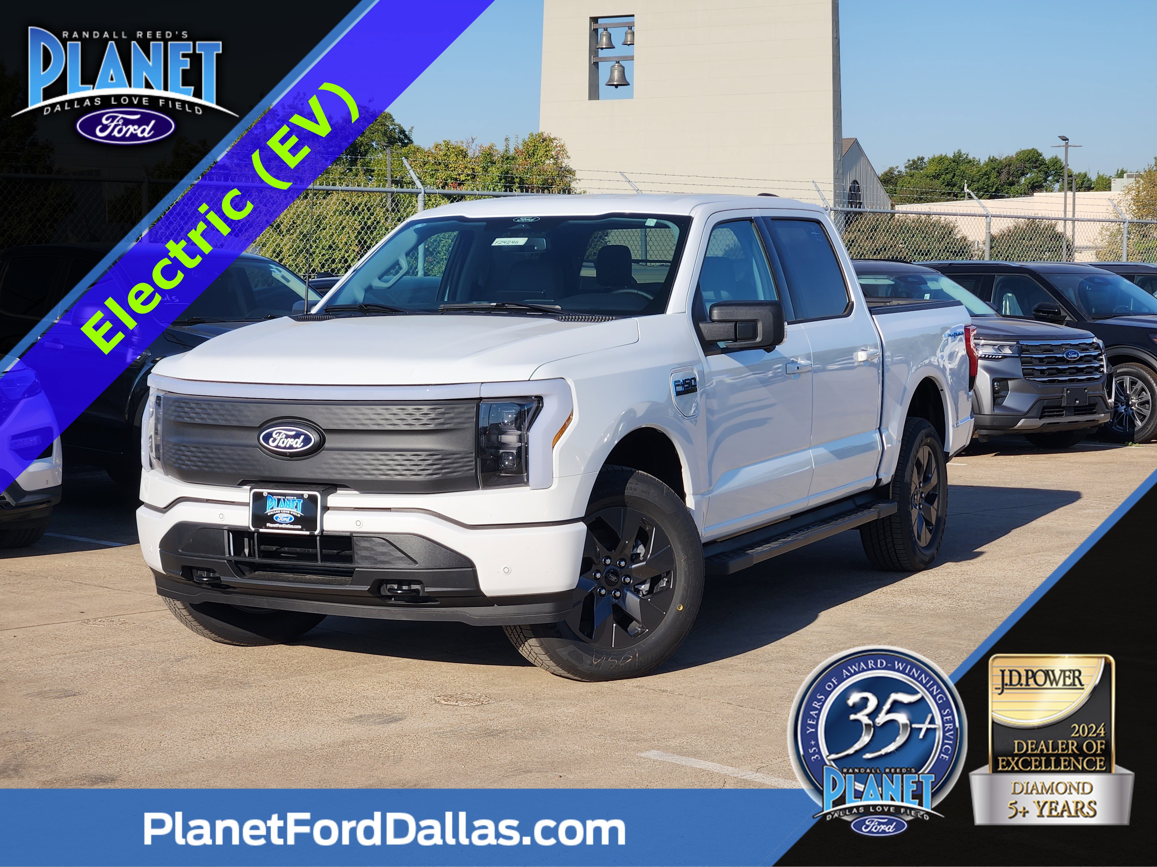2025 Ford F-150 Lightning Flash's photo