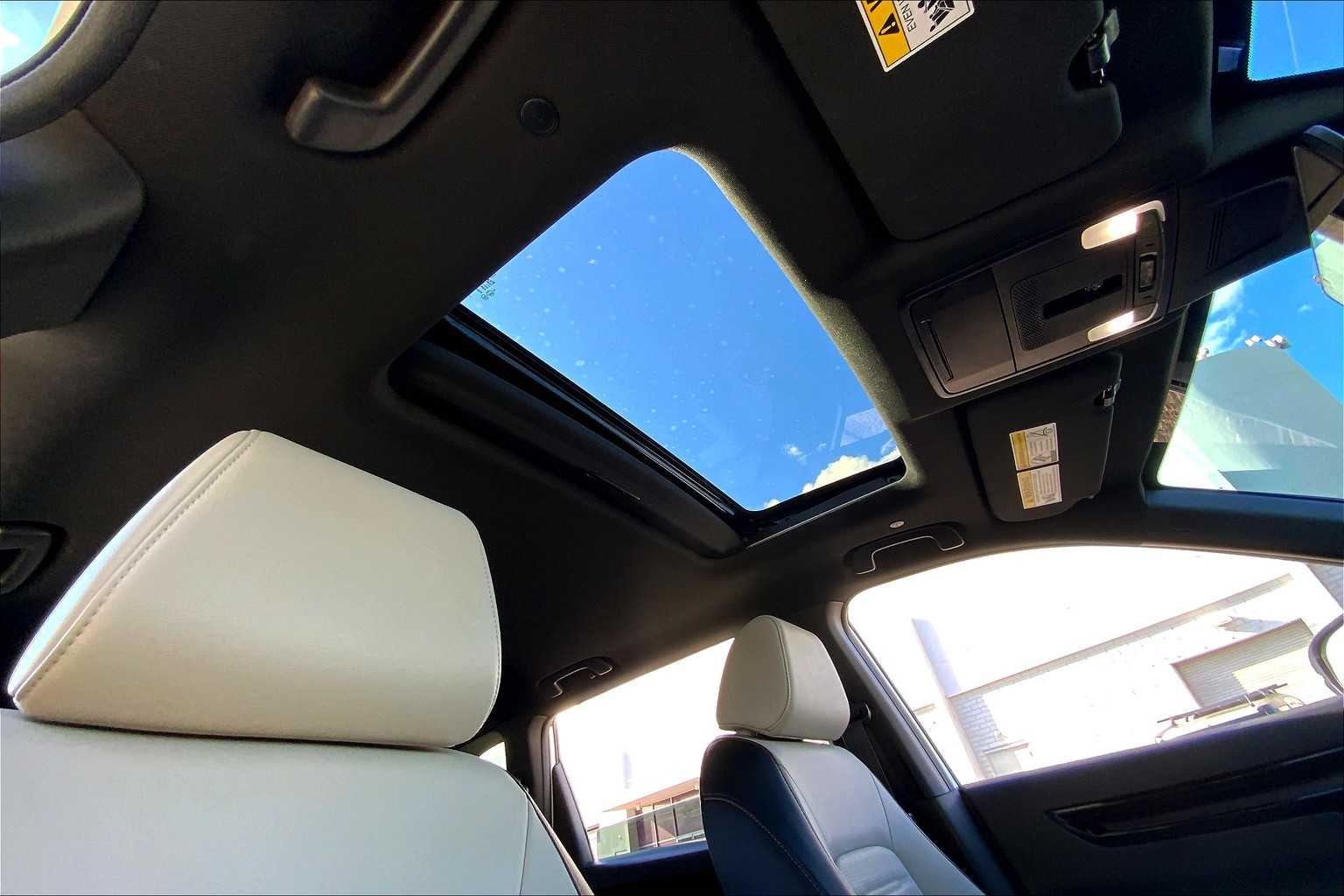 2025 Honda CR-V Hybrid Sport Touring photo 12