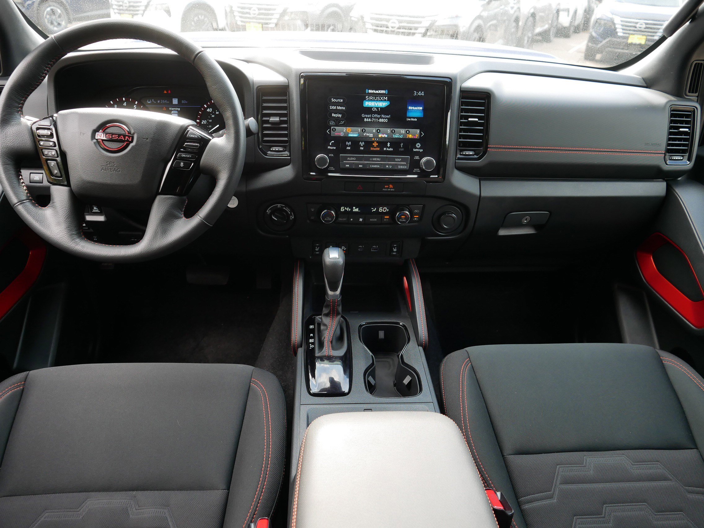 2022 Nissan Frontier PRO-4X photo 9