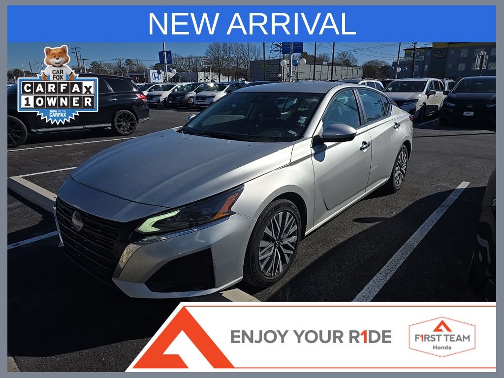 2023 Nissan Altima SV