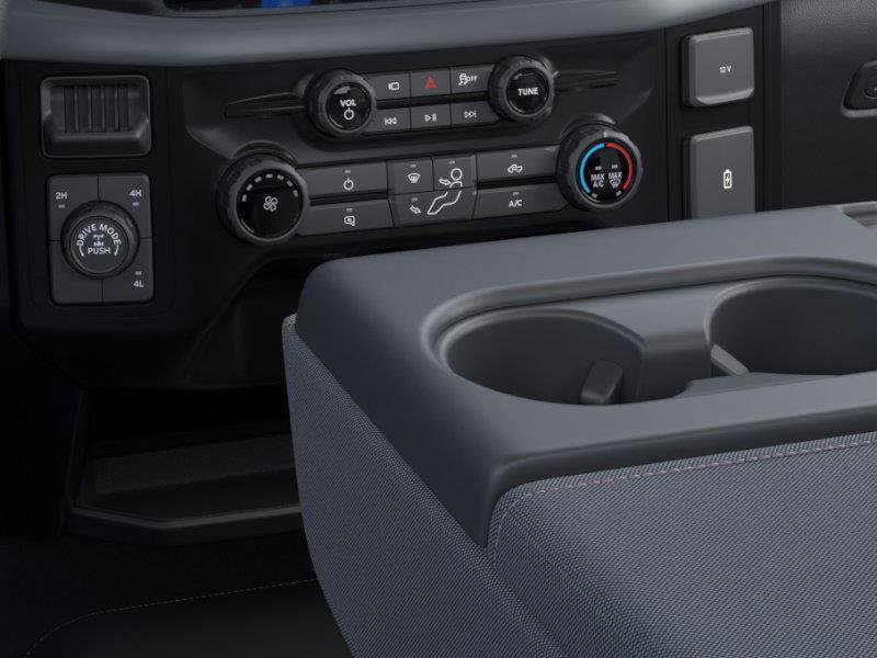 2025 FORD F-150 - Image 18
