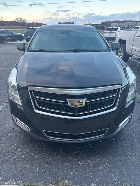 2017 Cadillac XTS Luxury photo 3