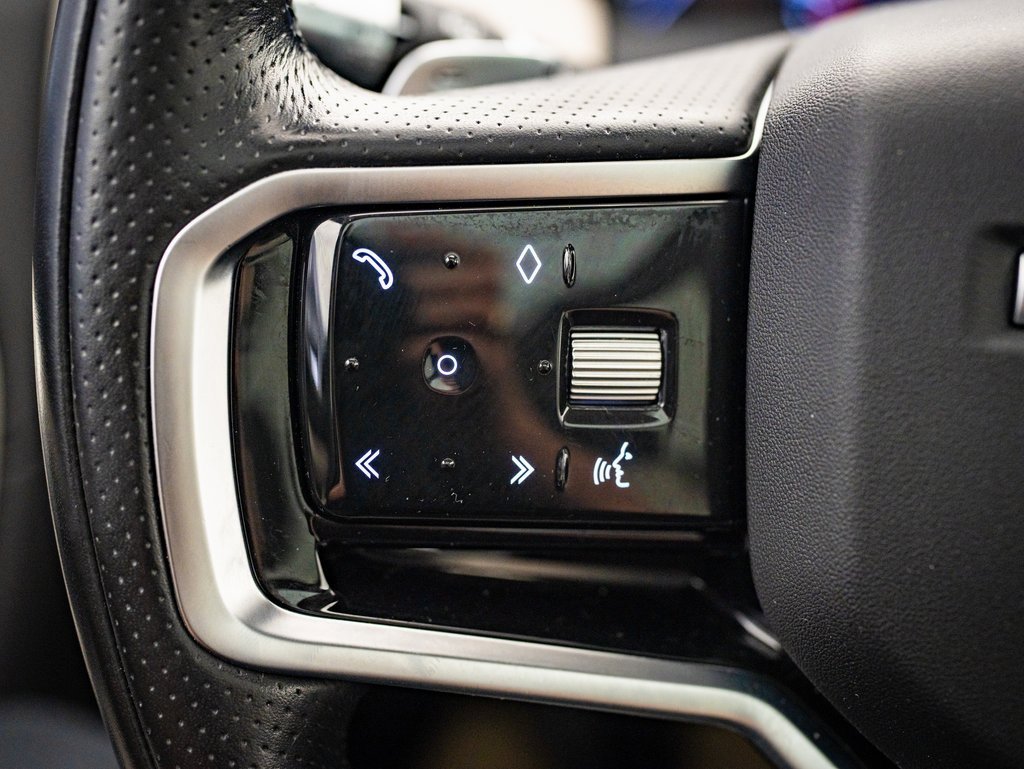 2022 Land Rover Discovery Sport SE R-Dynamic photo 23