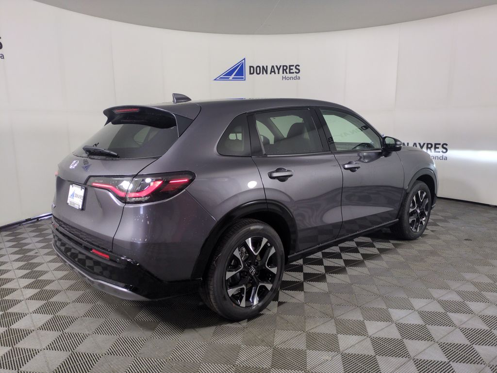 2026 Honda HR-V EX-L photo 4