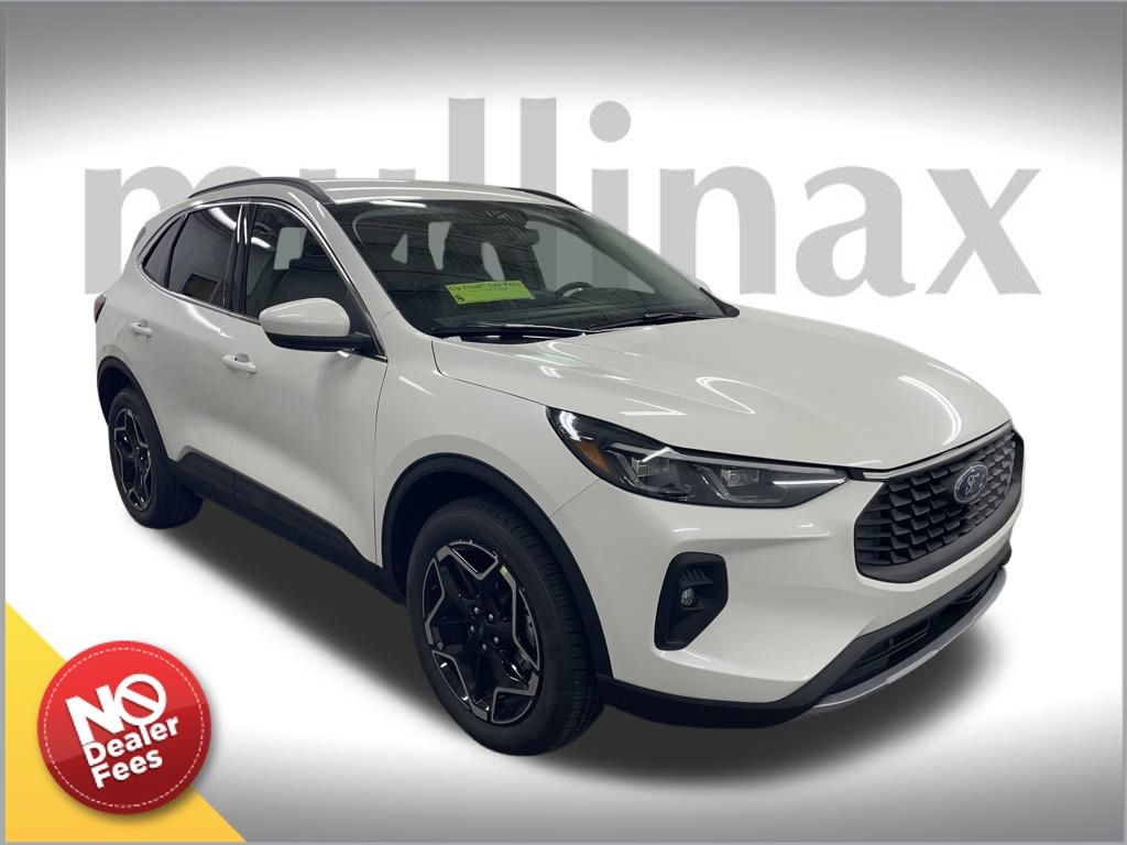 2026 Ford Escape Platinum's photo