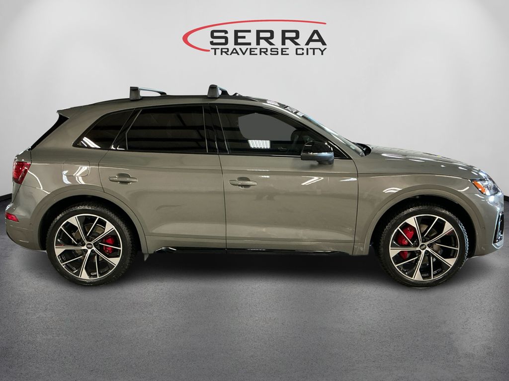 2024 Audi SQ5 Prestige photo 3