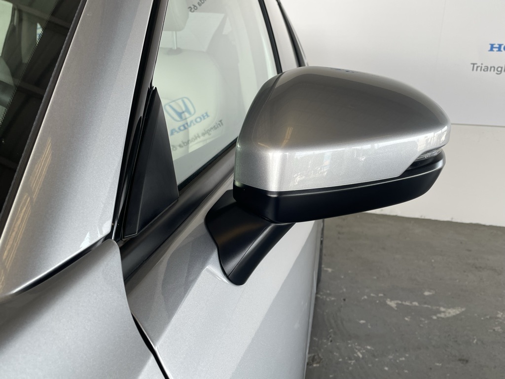2026 Honda HR-V EX-L photo 42