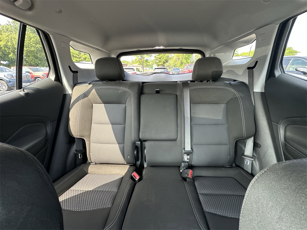 2024 GMC TERRAIN - Image 17