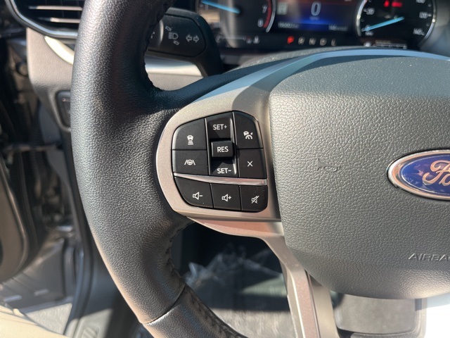 2022 Ford Explorer XLT photo 14