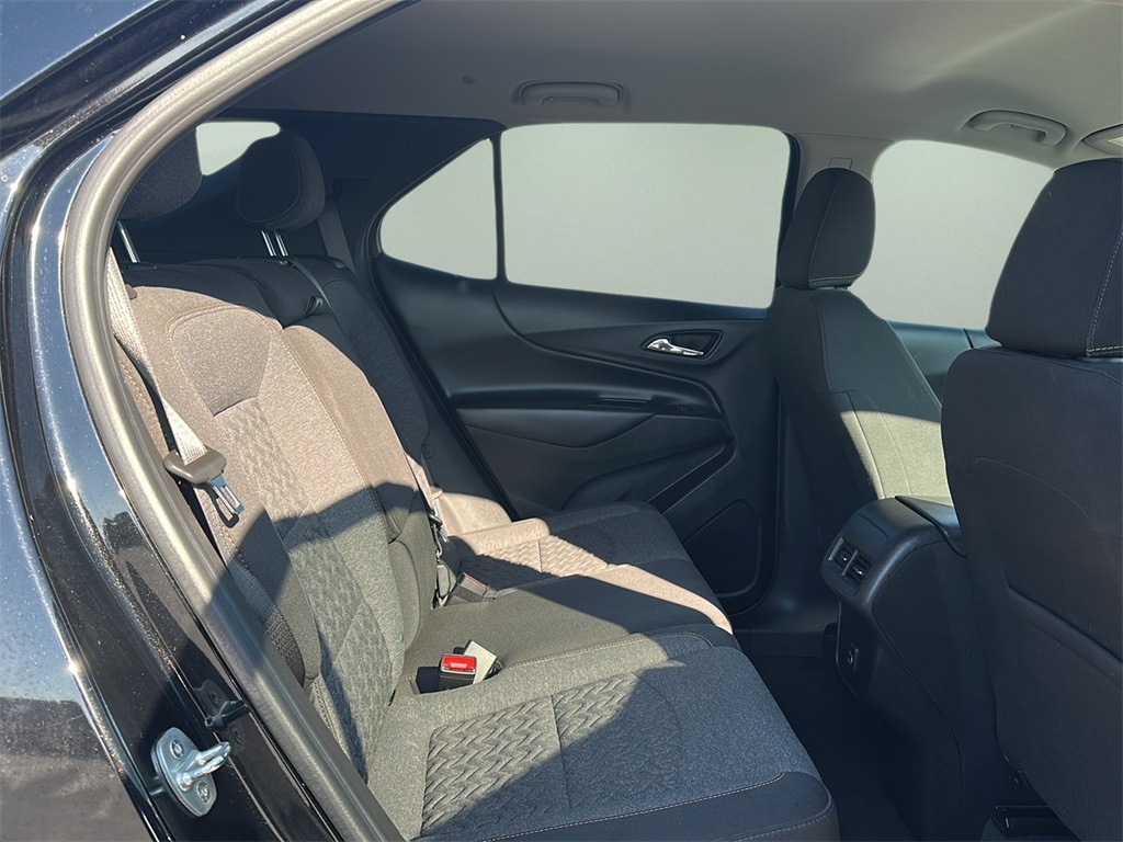 2022 Chevrolet Equinox LT photo 22