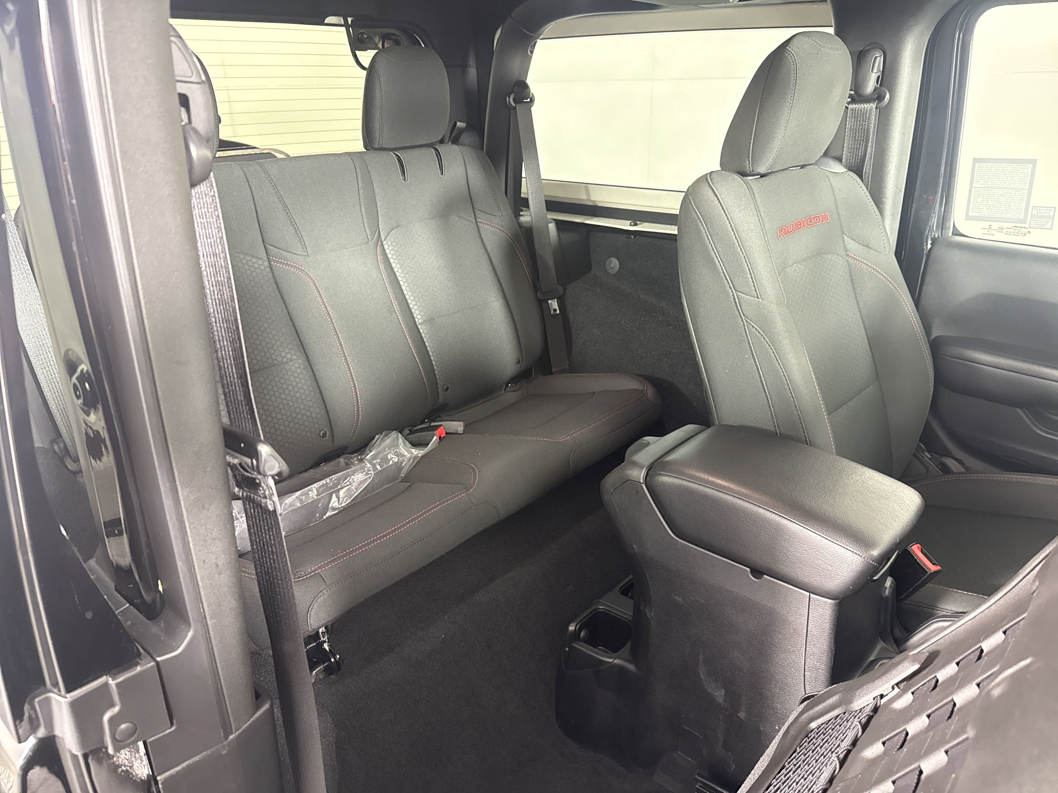 2019 Jeep Wrangler Rubicon photo 12