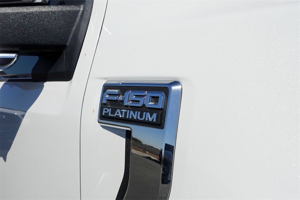 2023 Ford F-150 Platinum photo 4