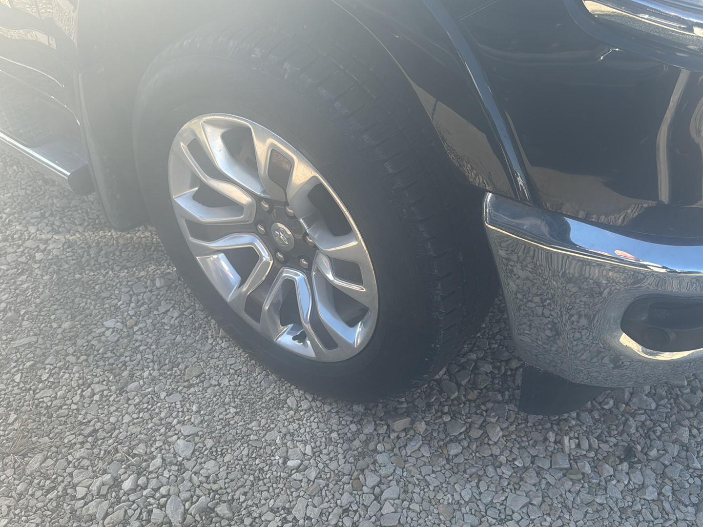 2022 Ram 1500 Longhorn photo 4