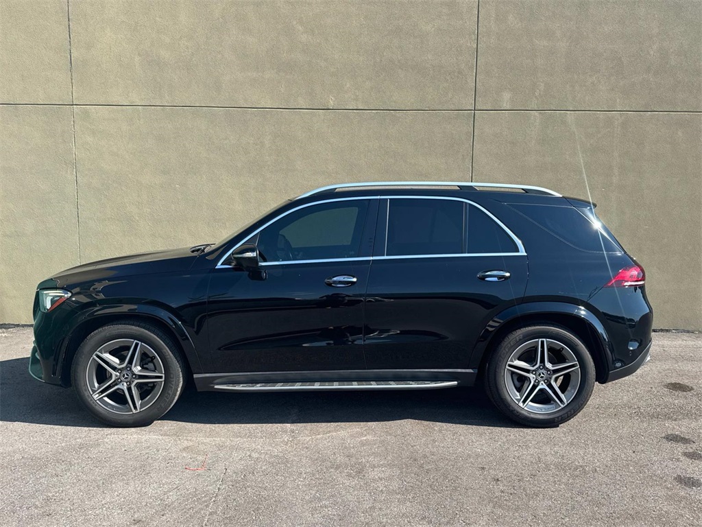 2022 Mercedes Benz GLE 350 4MATIC photo 2