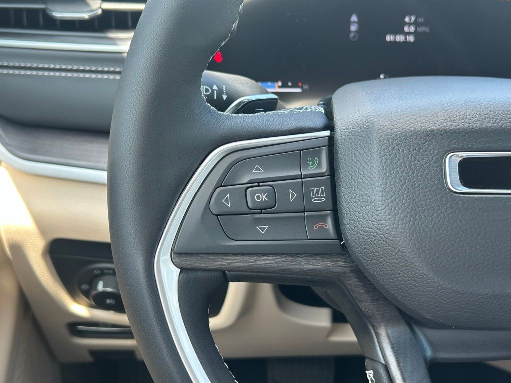 2025 Jeep Grand Cherokee Limited photo 32