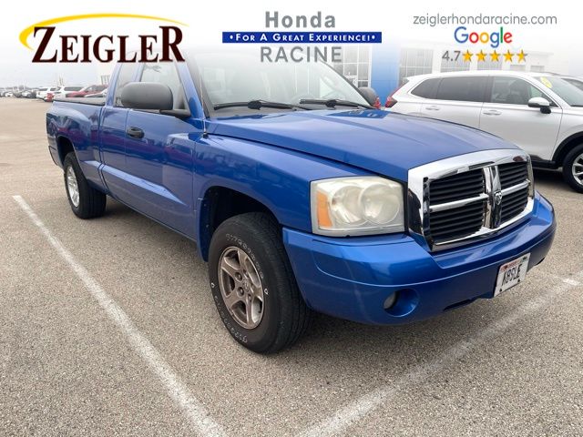 Used 2007 Dodge Dakota SLT with VIN 1D7HW42P57S259395 for sale in Sturtevant, WI