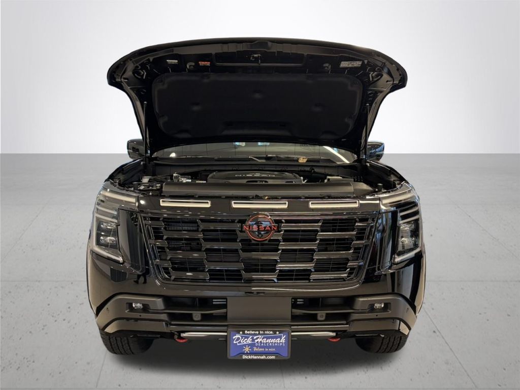 2026 Nissan Armada photo 4