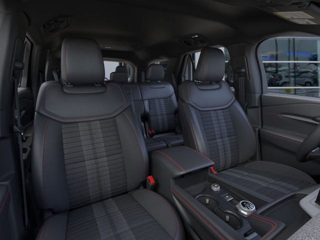 2025 Ford Explorer ST-Line photo 8