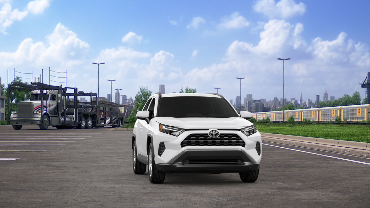 2025 Toyota RAV4 Hybrid XLE photo 16
