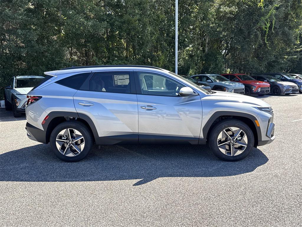 2026 Hyundai Tucson SEL photo 2