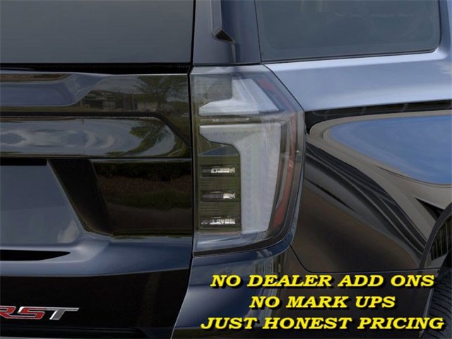2025 Chevrolet Suburban RST photo 10
