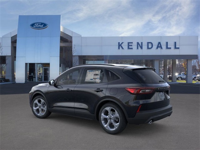 2026 Ford Escape ST-Line photo 3