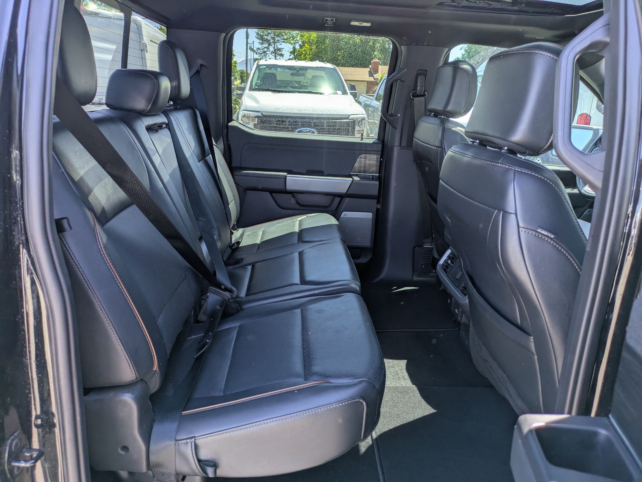 2024 Ford F-150 Lariat photo 30