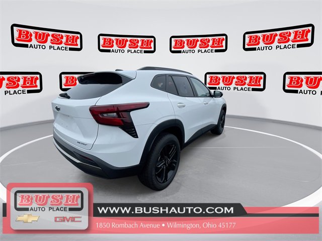 2026 Chevrolet Trax ACTIV photo 2