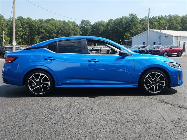 2024 Nissan Sentra SR photo 2