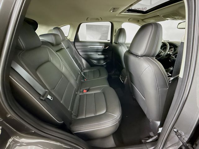 2025 Mazda CX-5 2.5 S Preferred photo 25