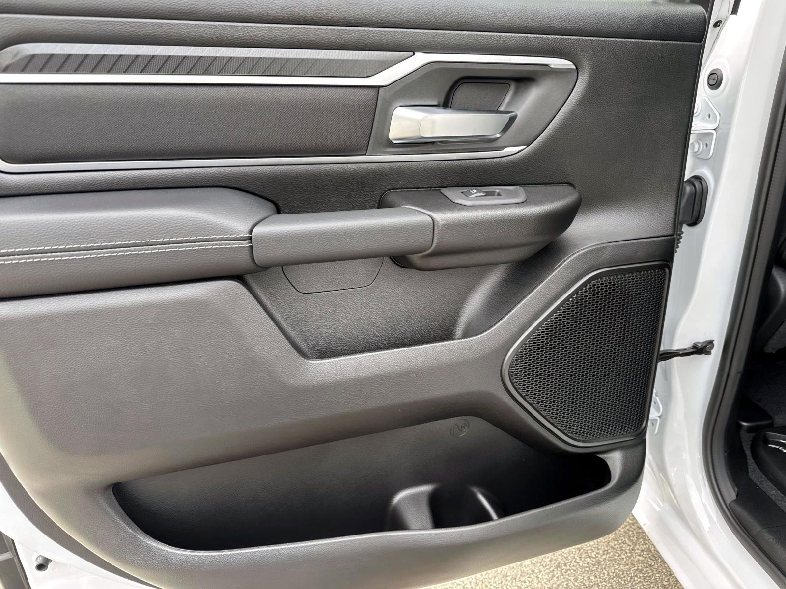 2025 Ram 1500 Big Horn photo 10