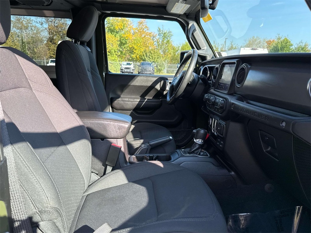 2022 Jeep Wrangler Sport S photo 16