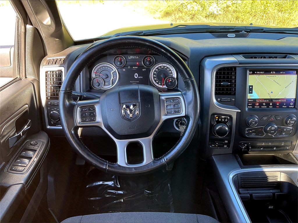 2021 Ram 1500 Classic Warlock photo 16