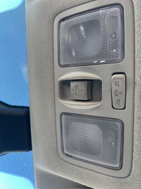 2024 Hyundai Venue SEL photo 24