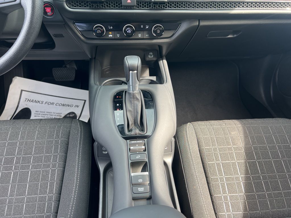 2024 Honda HR-V LX photo 14