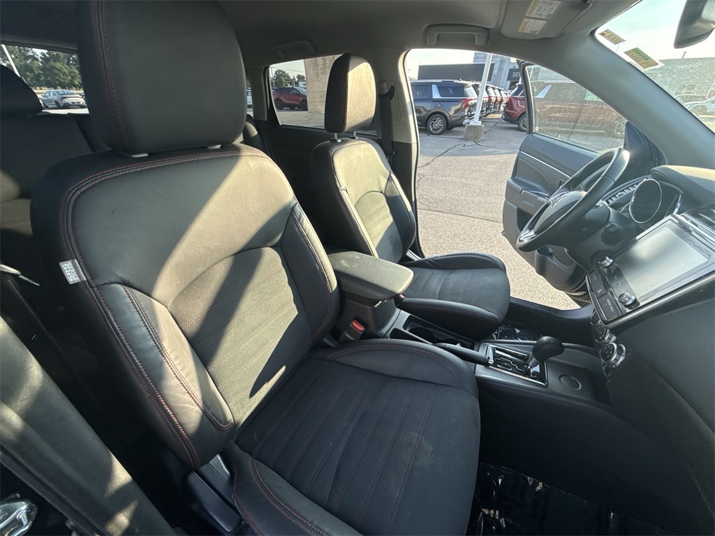 2022 Mitsubishi Outlander Sport SE photo 18