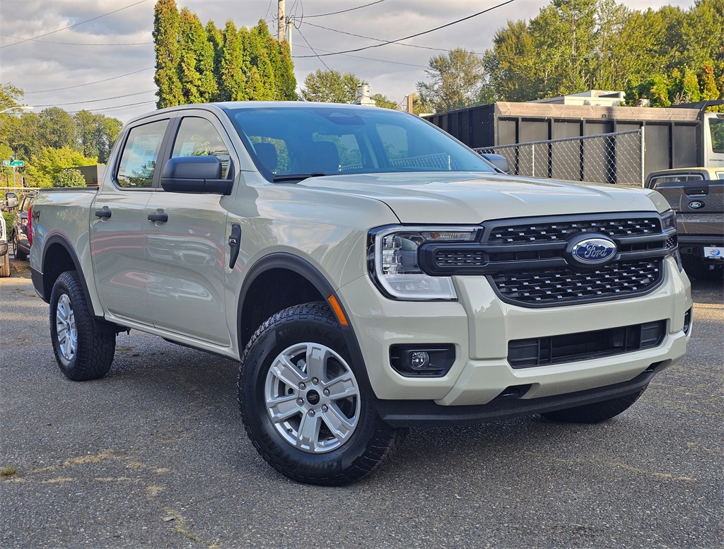 2025 Ford Ranger XL's photo