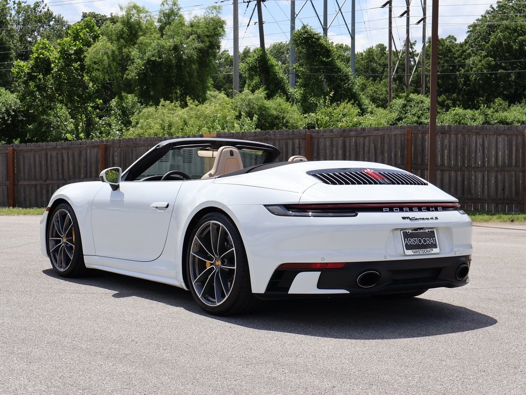 2024 Porsche 911 4S Cabriolet photo 3