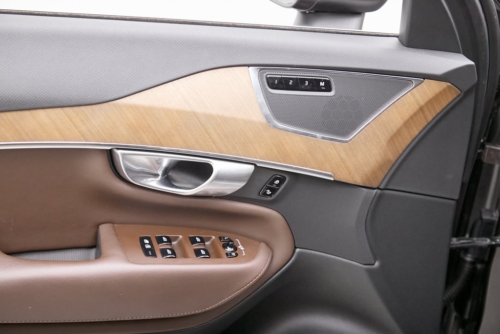 2024 VOLVO XC90 - Image 11