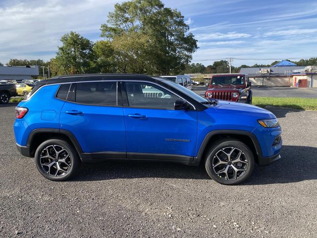 2026 Jeep Compass Limited photo 2