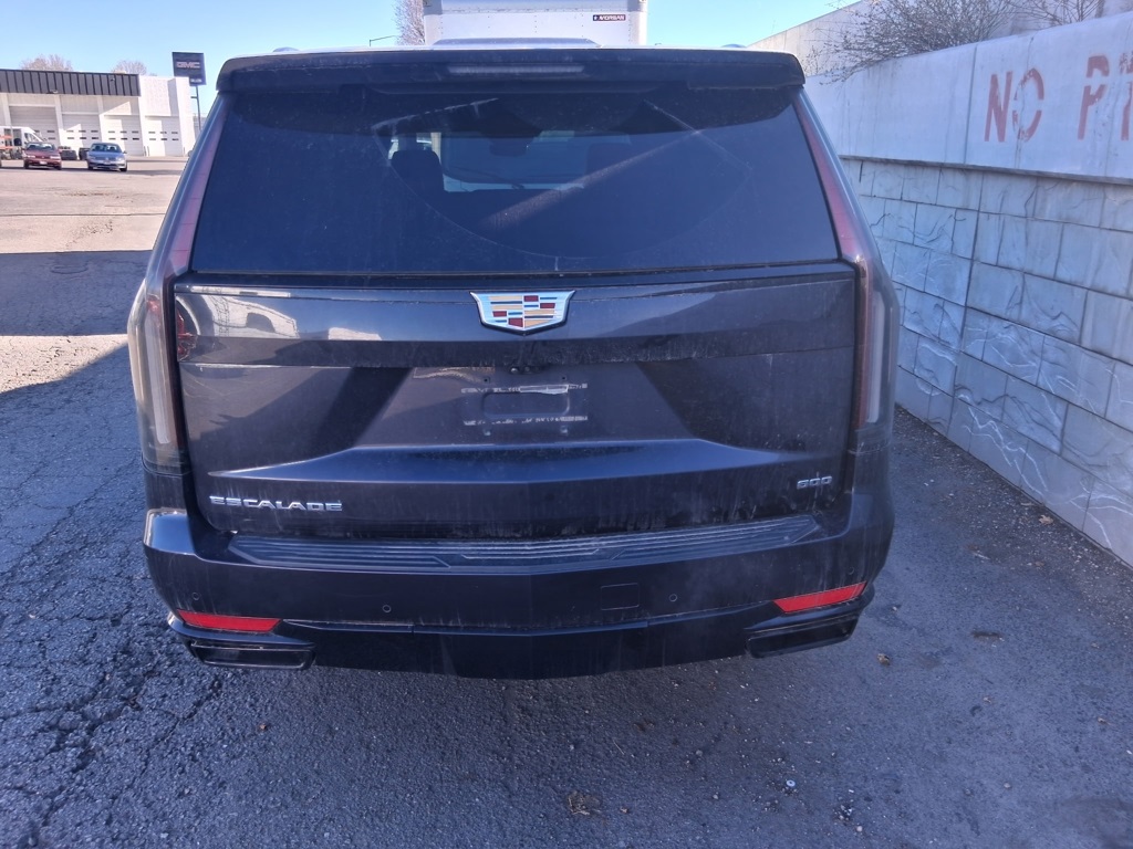 2023 Cadillac Escalade Sport photo 4